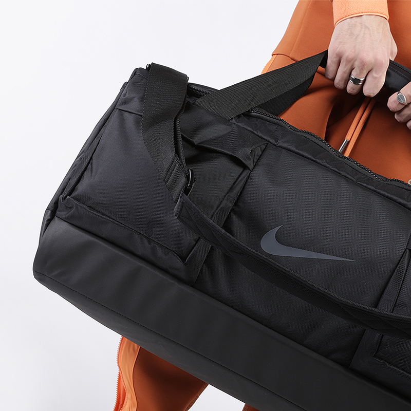  черная сумка Nike Vapor Power 54L BA5542-010 - цена, описание, фото 2
